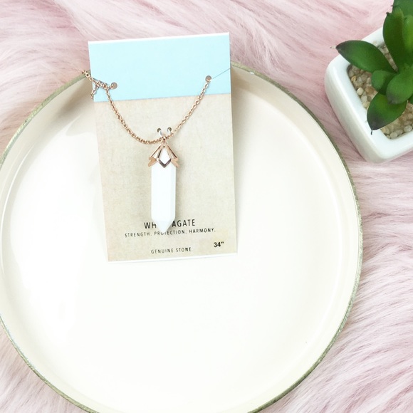 Jewelry - White agate point pendant necklace rose gold